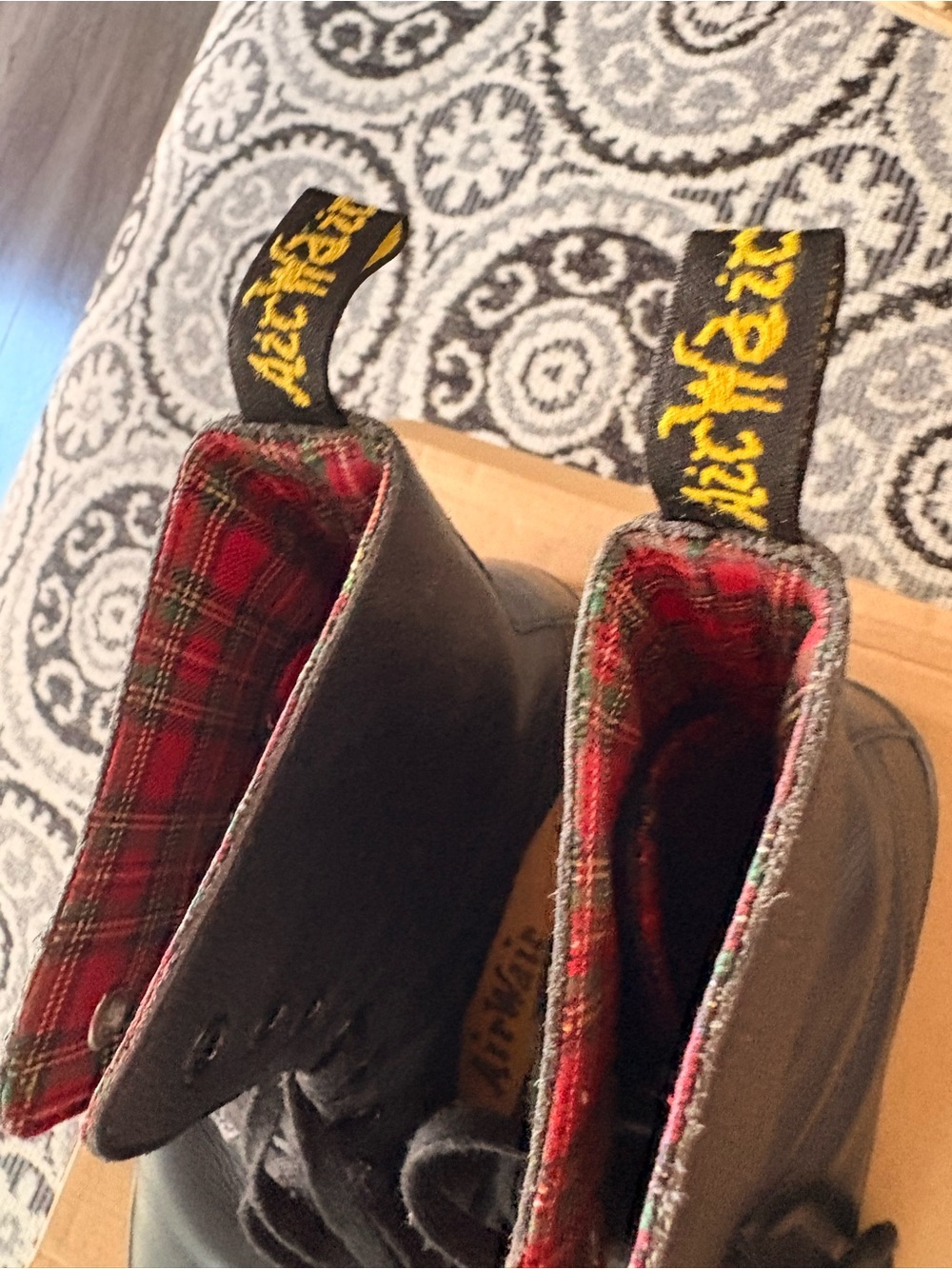 Dr. Martens Black Leather Lace-Up Boots with Red Plaid Lining - Picture 5 of 7